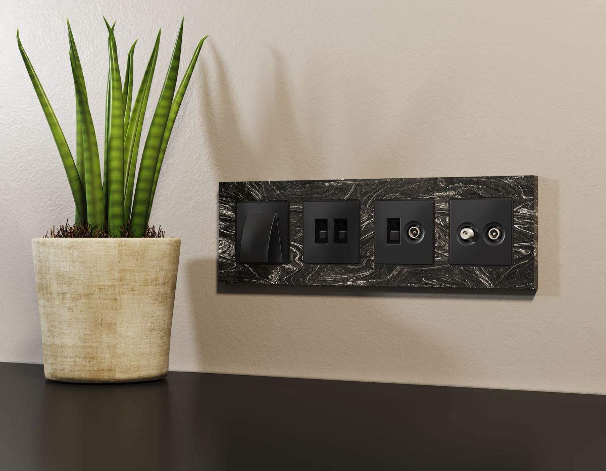 Комплект механизма розетки TV оконечной + SAT 5-862MHz 3.5dB/950-2150MHz 3.5dB Alfa Черный матовый Quant Ambrella Volt MA813310 (AP8133, VM217) в #REGION_NAME_DECLINE_PP#