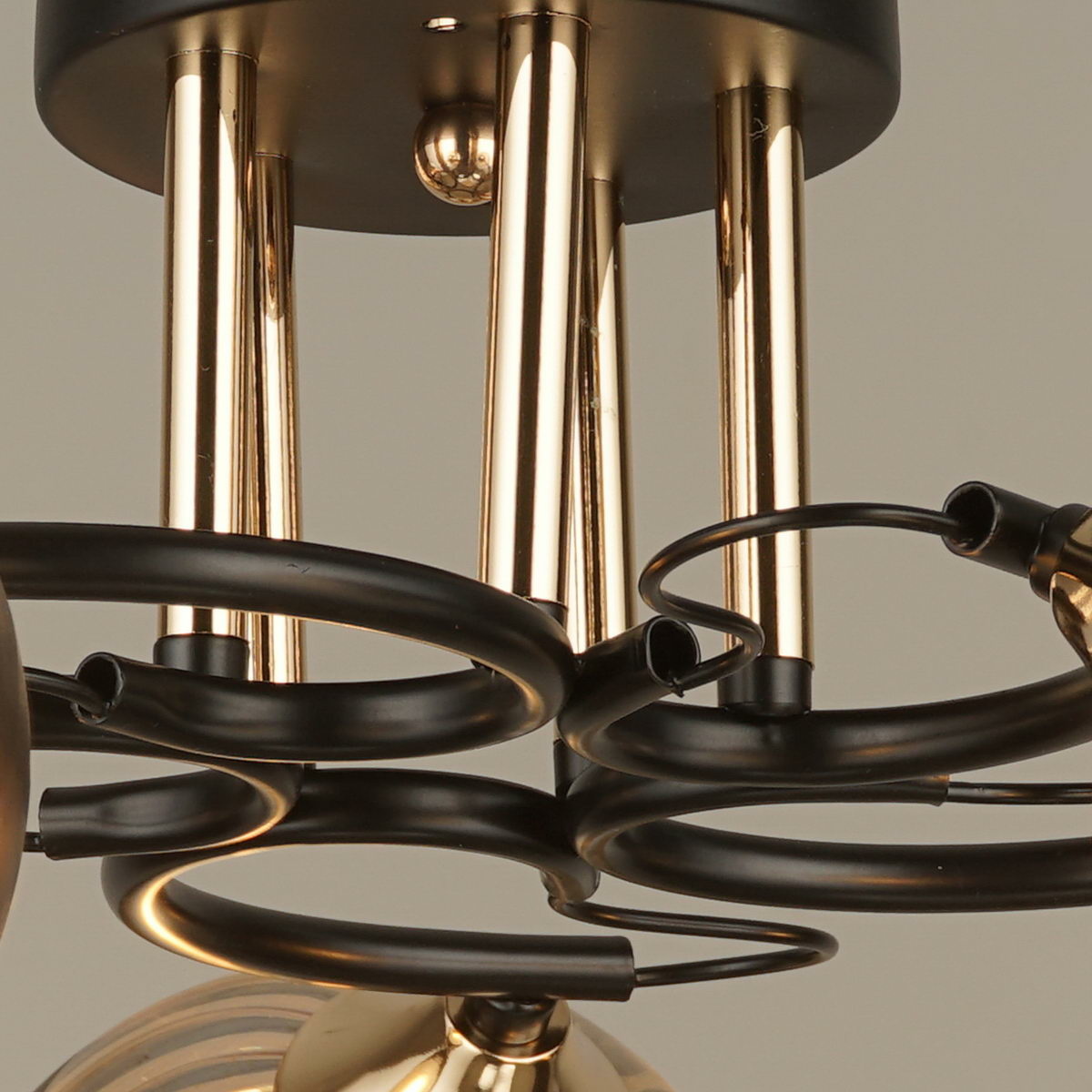 Потолочная люстра Reluce 03619-0.3-05 в #REGION_NAME_DECLINE_PP#