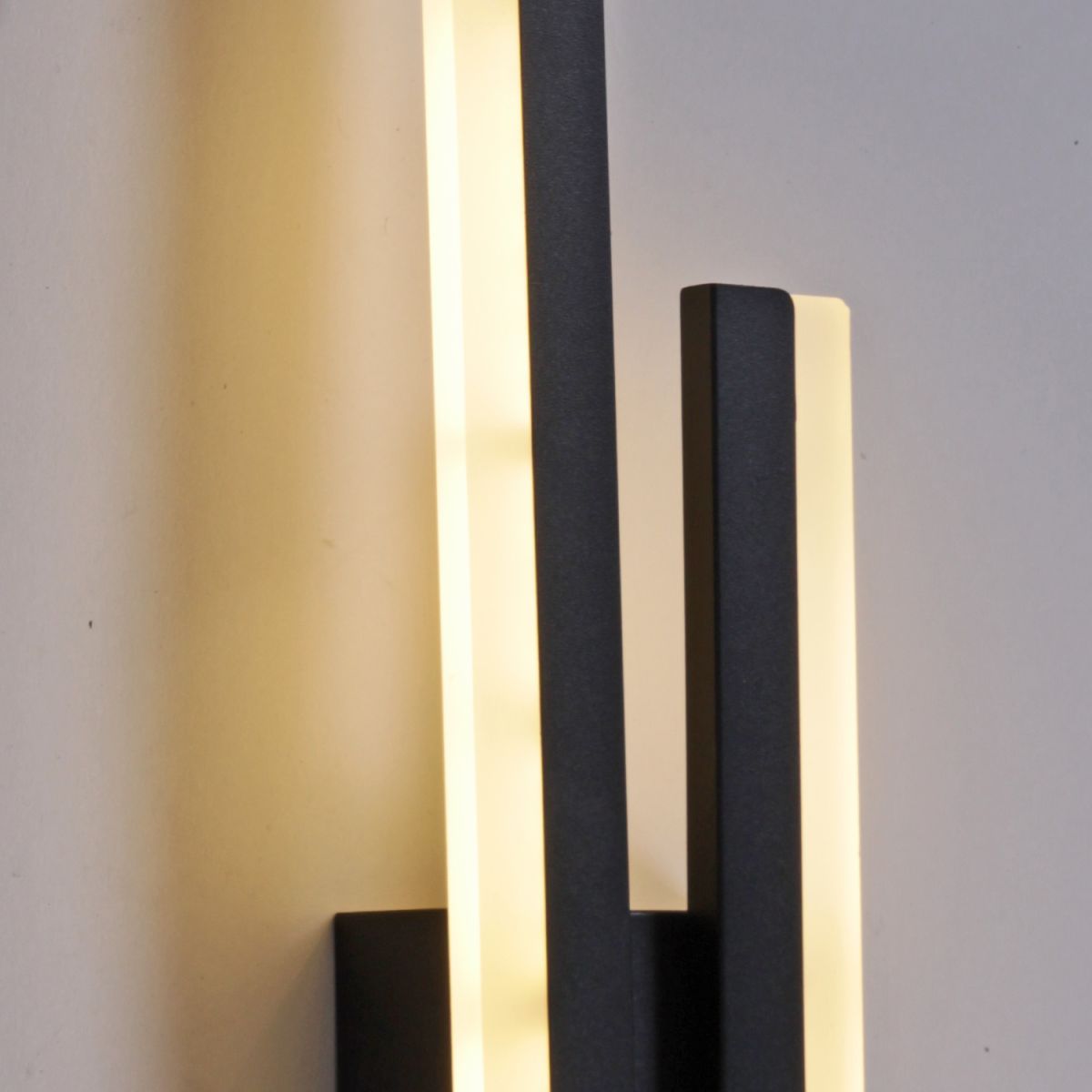 Настенный светильник Reluce 86233-9.2-001U LED2 в Санкт-Петербурге