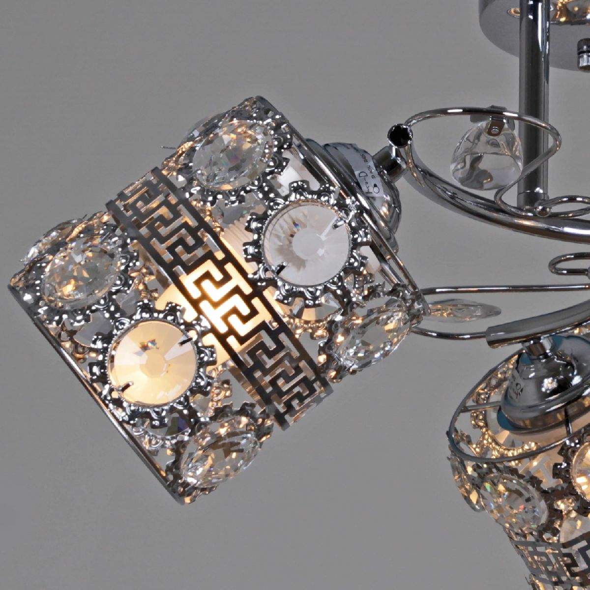 Потолочная люстра Reluce 03674-0.3-03 в #REGION_NAME_DECLINE_PP#