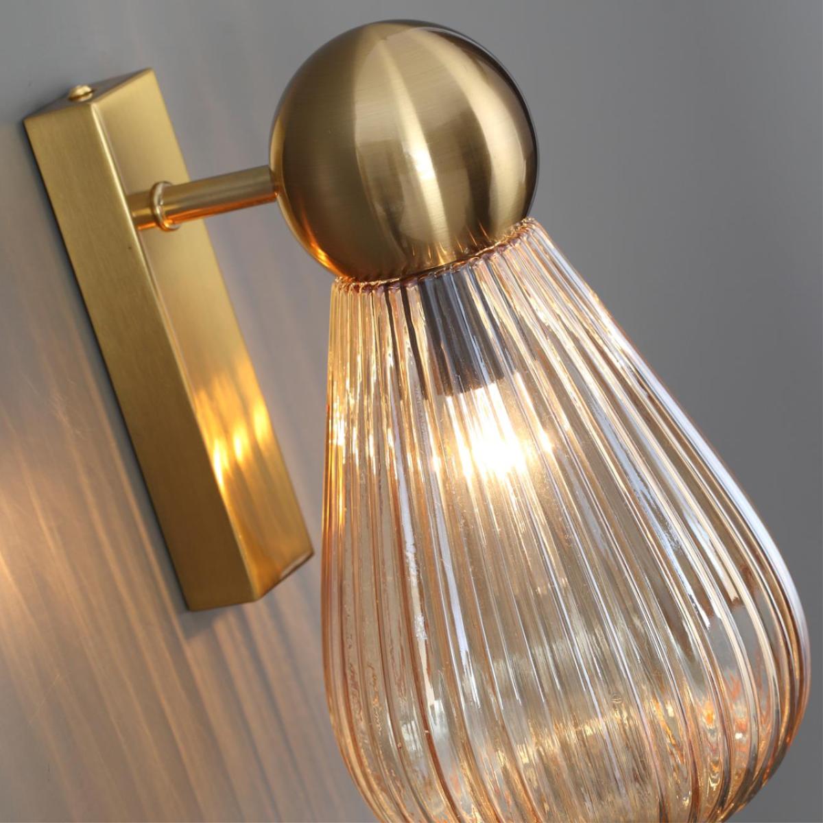 Бра Odeon Light Elica 5402/1W в Санкт-Петербурге