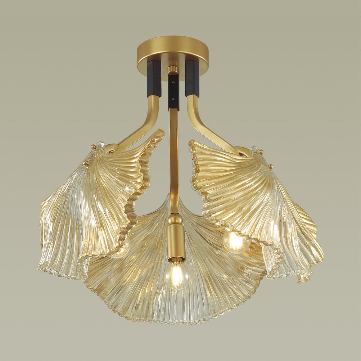 Потолочная люстра Odeon Light Ventaglio 4870/3C в Санкт-Петербурге