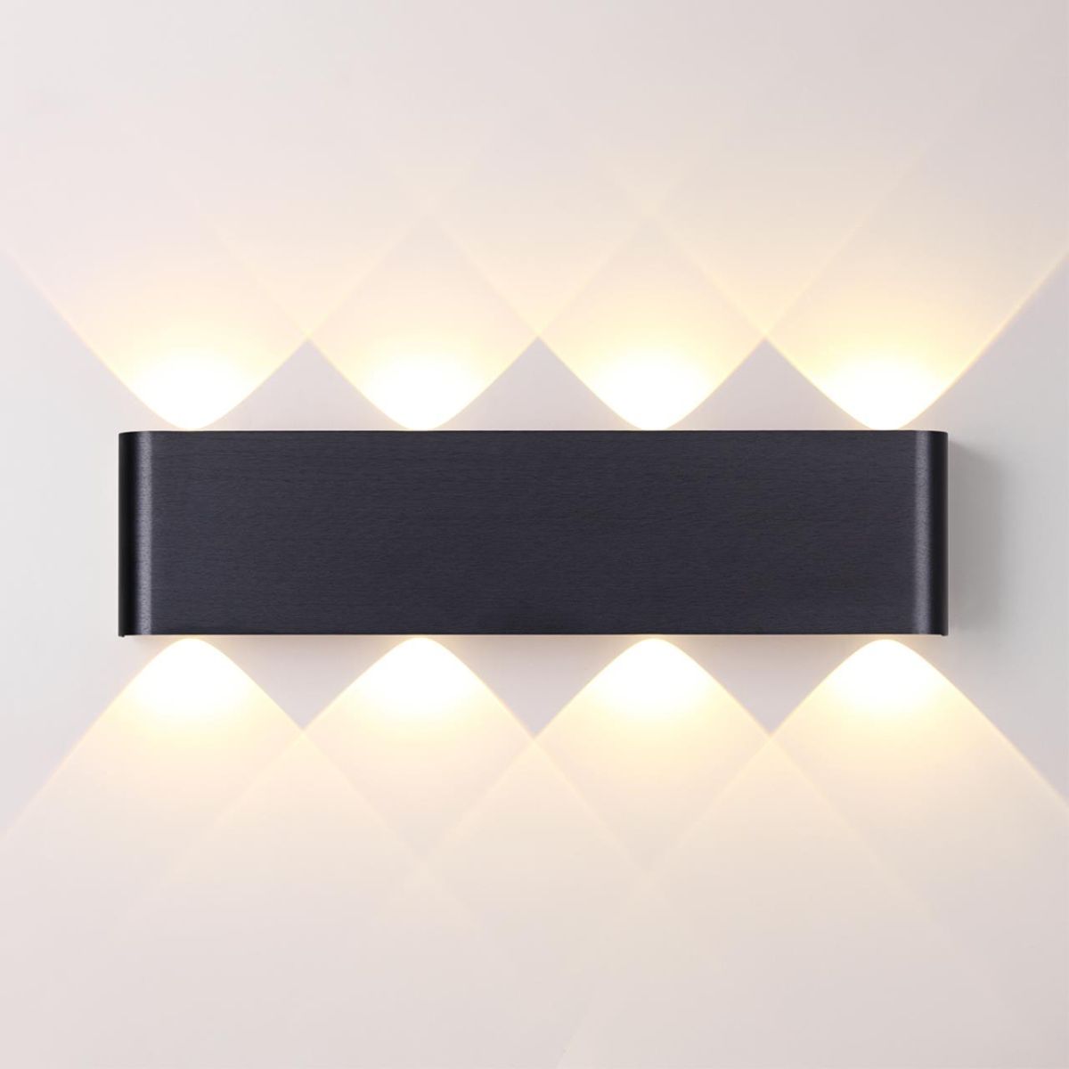 Настенный светильник Odeon Light Hightech Magnum 7191/8WL в #REGION_NAME_DECLINE_PP#