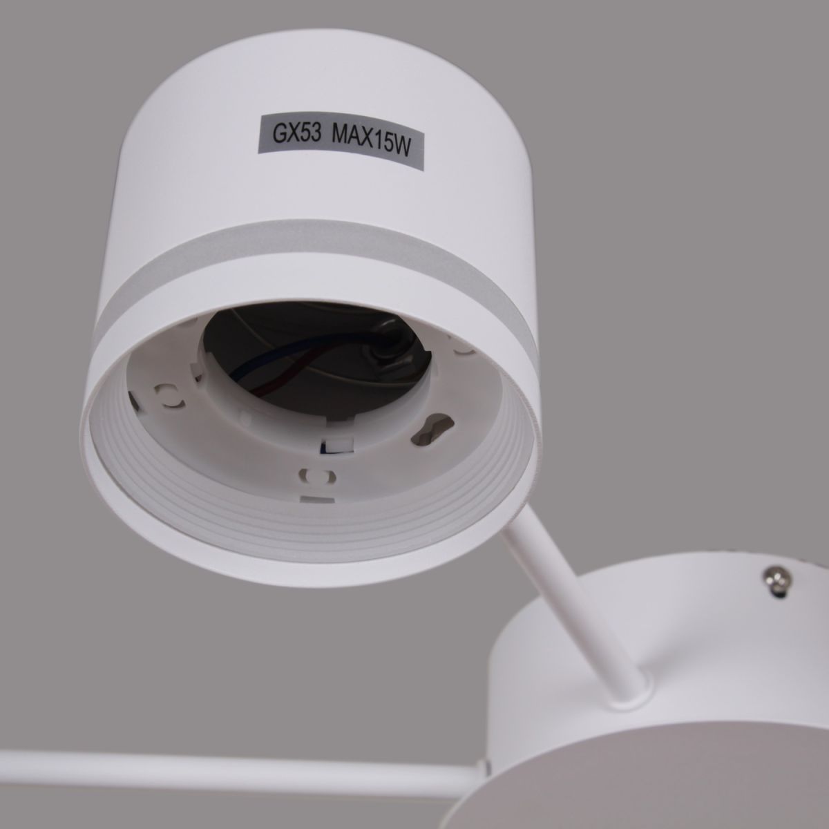 Потолочная люстра Reluce 06730-0.3-06 GX53 WT в Санкт-Петербурге