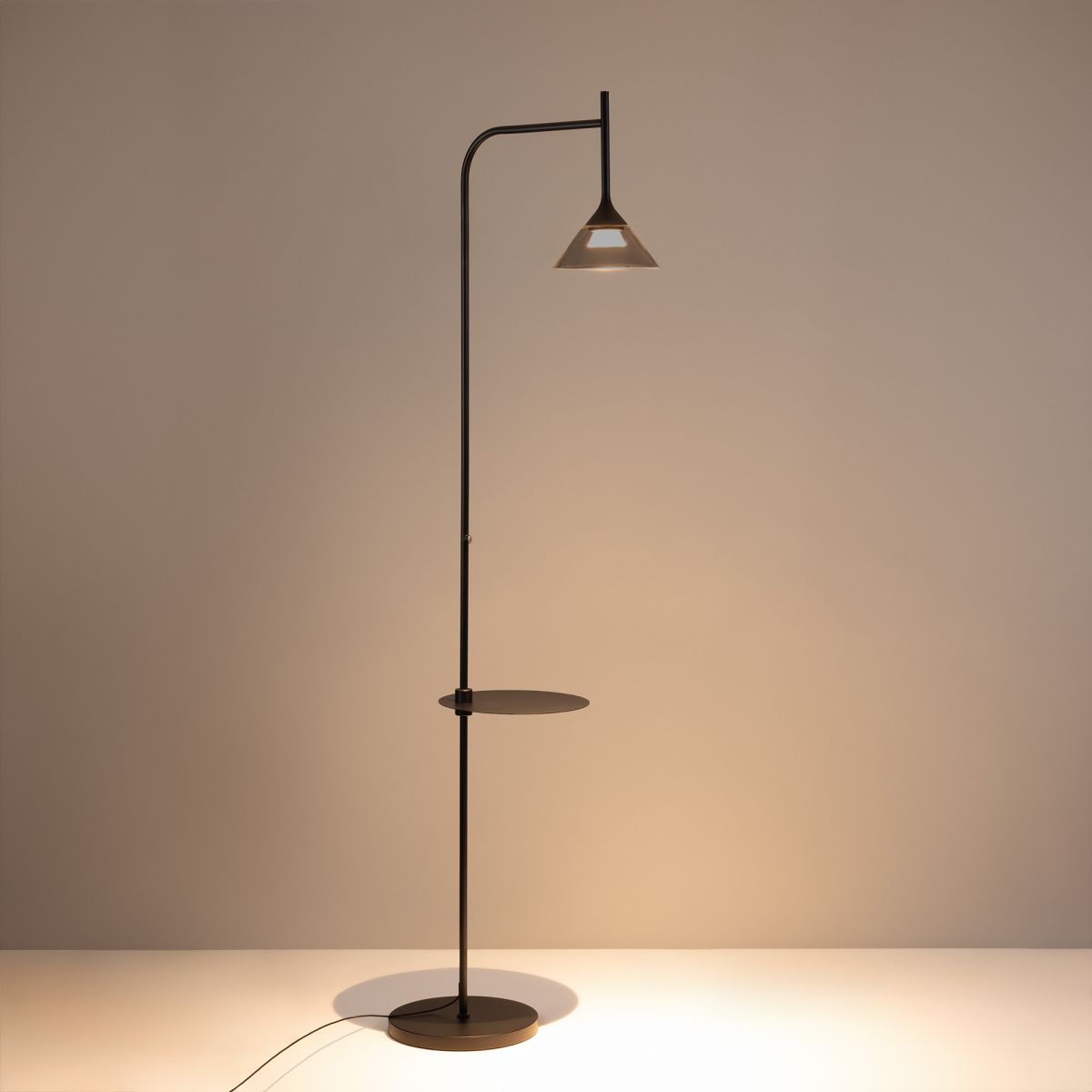 Торшер Arlight SP-OMBRELLO-FLOOR-7W Warm3000 (BK, 30 deg, 230V) (IP20 Металл) 059594 в Санкт-Петербурге