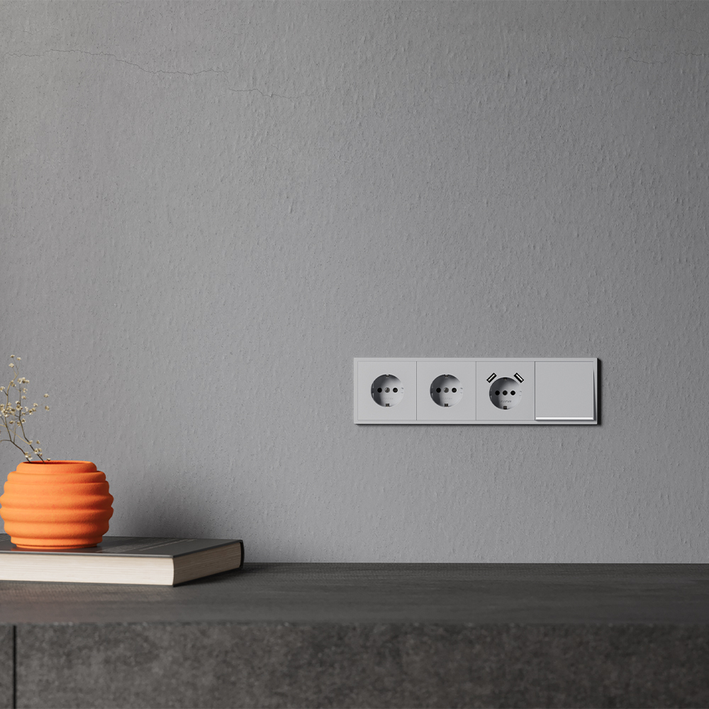 Накладка для розетки с заземлением и защитными шторками Voltum S70 (серый) VLS000716 в #REGION_NAME_DECLINE_PP#