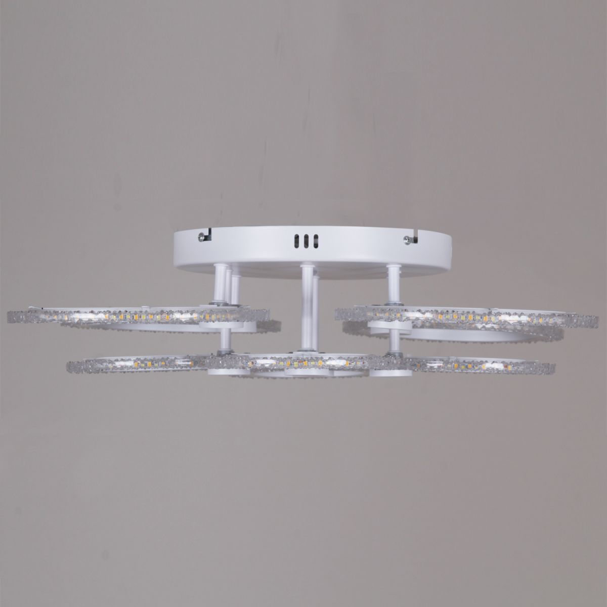 Потолочная люстра Reluce 51150-0.3-4+4 WH в Санкт-Петербурге