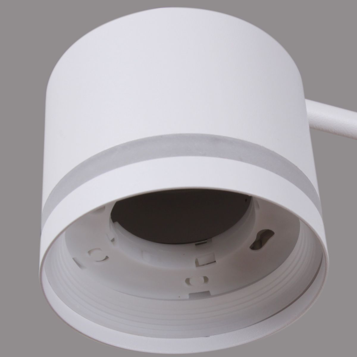 Люстра на штанге Reluce 96730-0.3-06 GX53 WT в Санкт-Петербурге