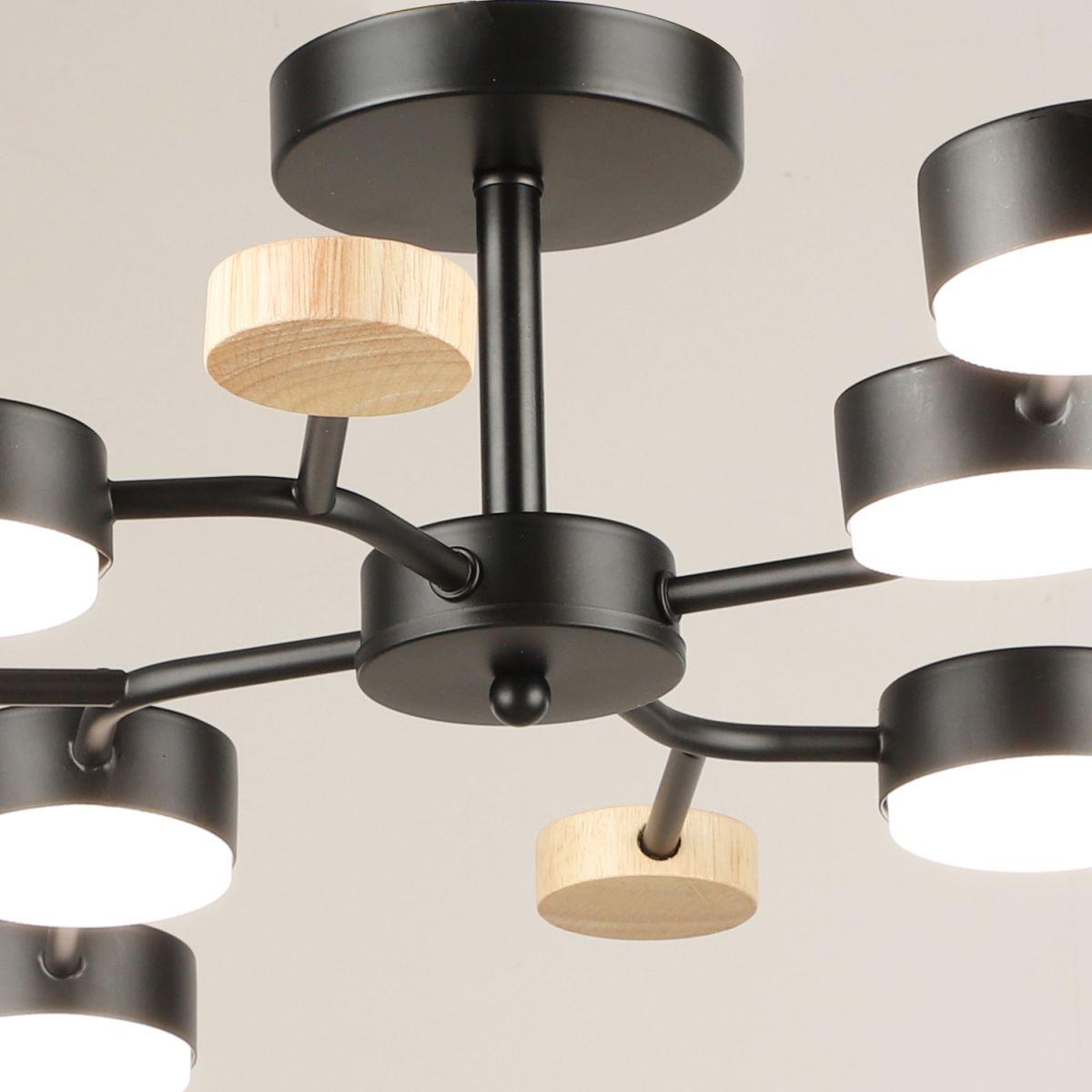Люстра на штанге Reluce 03860-0.3-08 BK+WOOD GX53 в Санкт-Петербурге