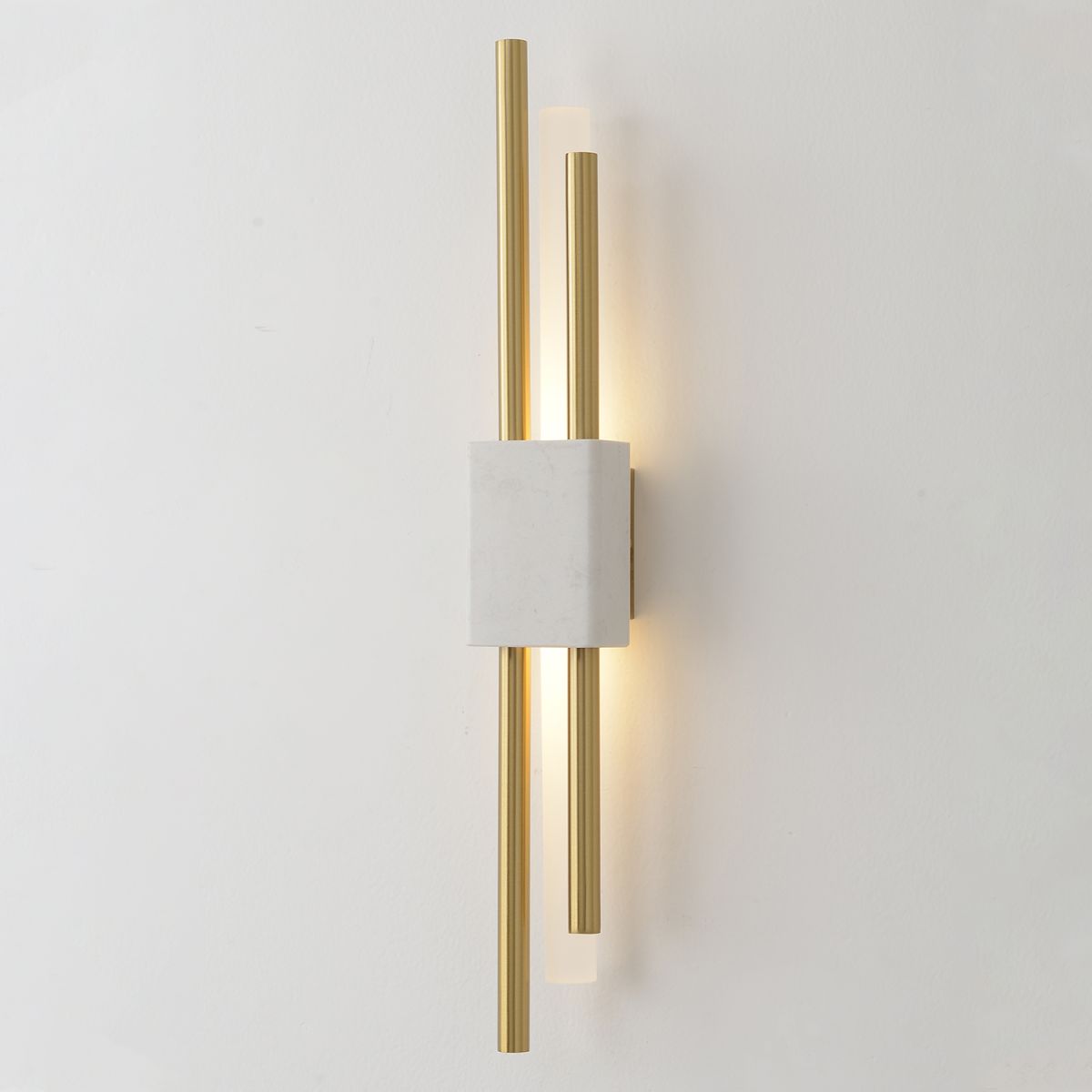 Настенный светильник Crystal Lux CARTA AP6W LED WHITE/BRASS в #REGION_NAME_DECLINE_PP#