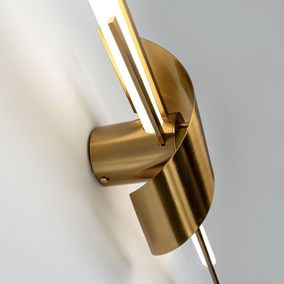 Настенный led светильник Modelux ML.655.650 BS в #REGION_NAME_DECLINE_PP#