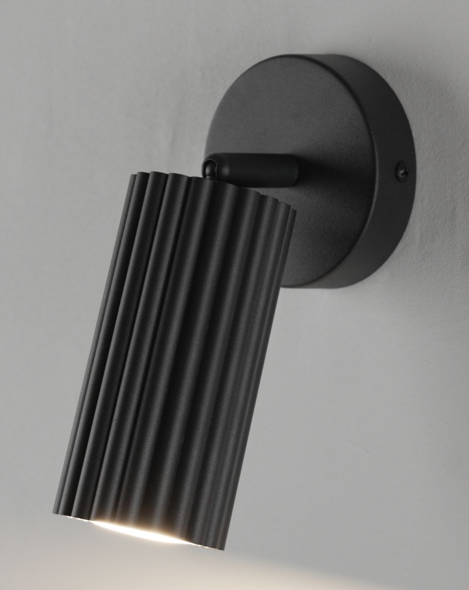 Спот Moderli Cora V11771-1C в #REGION_NAME_DECLINE_PP#