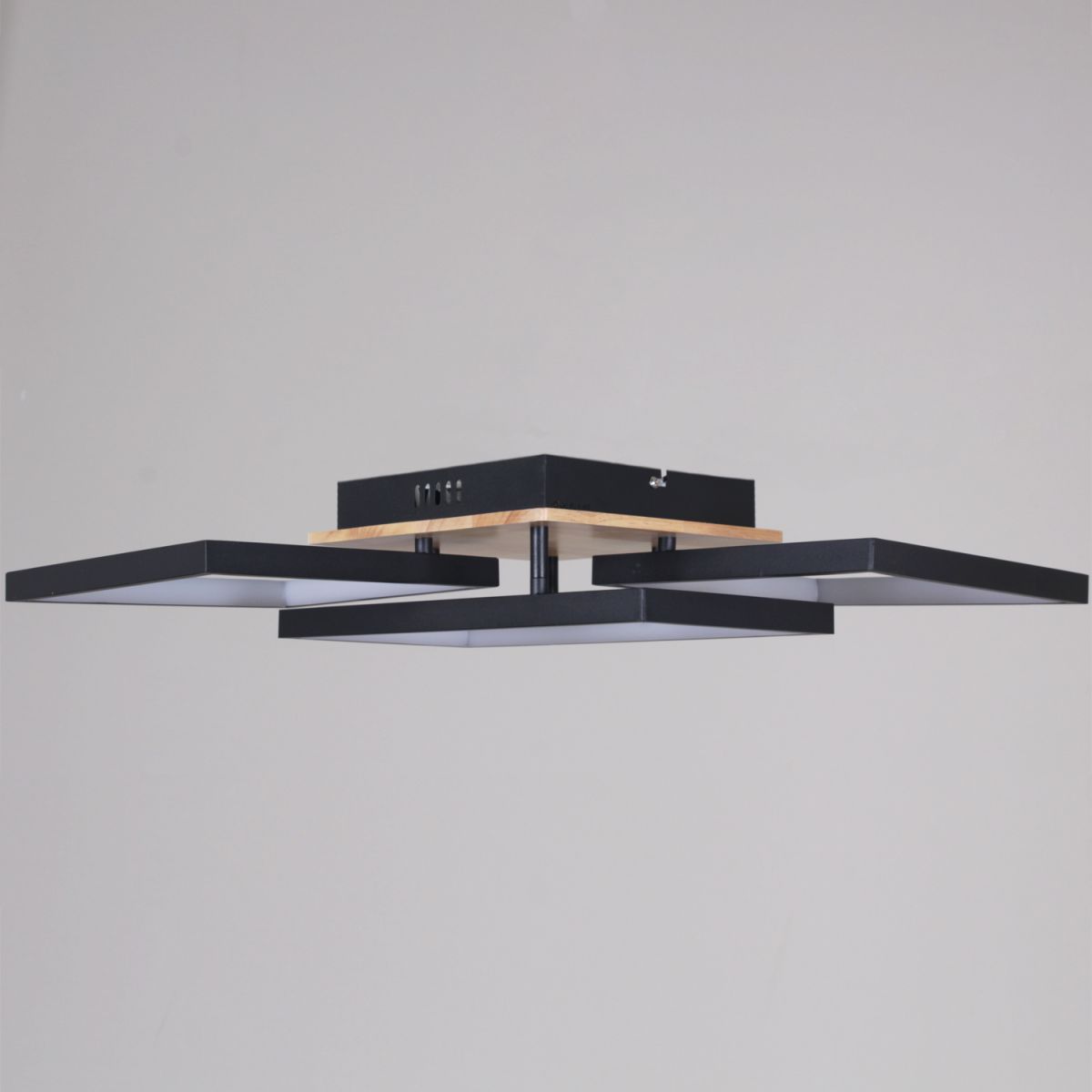 Потолочный светильник Reluce 49560-0.3-03 BK+WOOD в #REGION_NAME_DECLINE_PP#