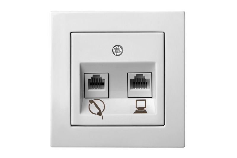 Розетка телефонная и компьютерная (RJ11+RJ45) Liregus Epsilon 28-034 в Санкт-Петербурге