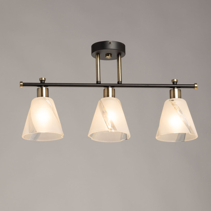 Потолочная люстра De Markt Тетро 118010403 в #REGION_NAME_DECLINE_PP#