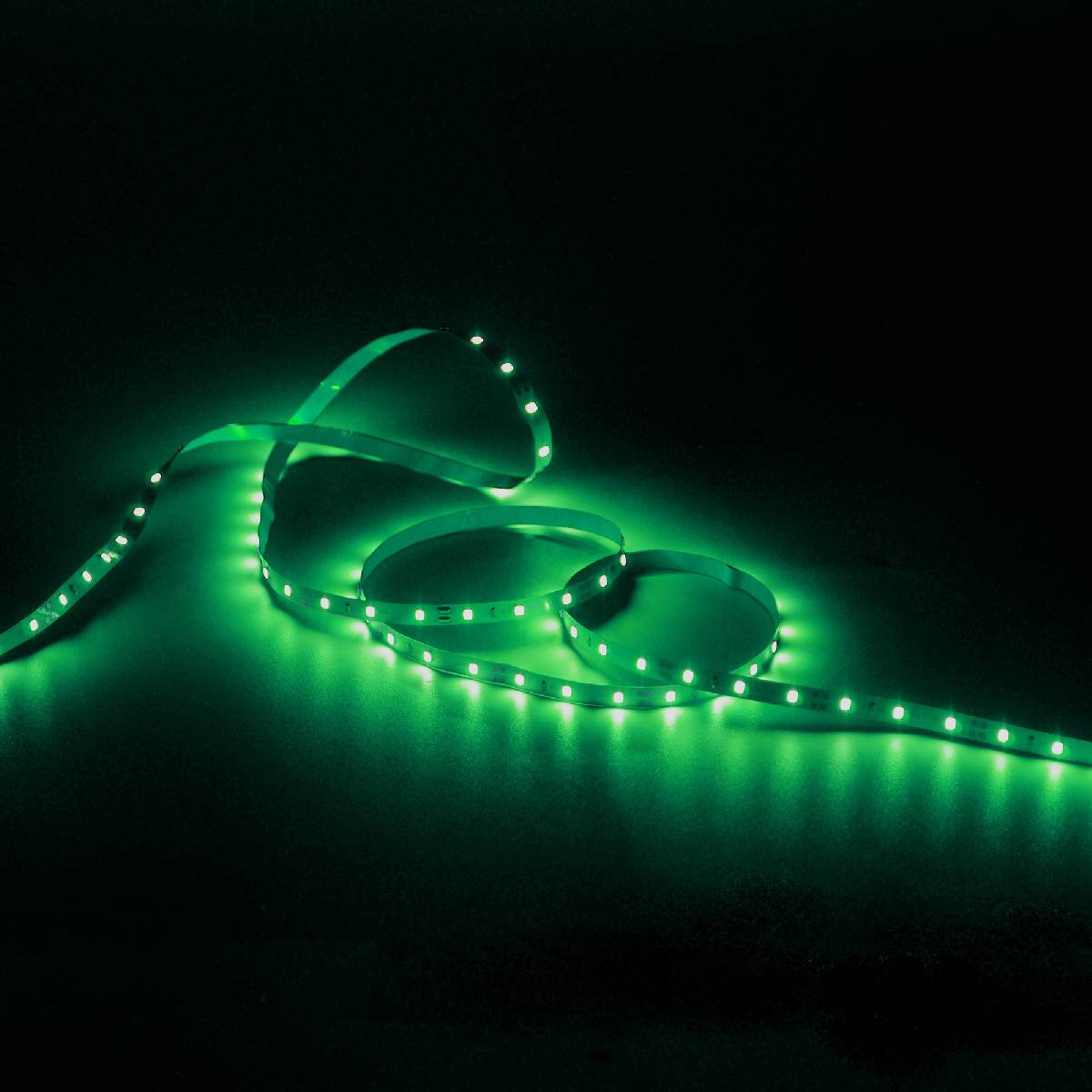 Светодиодная лента Gauss 4,8W/m 60LED/m 2835SMD зеленый 5M 355000605 в Санкт-Петербурге