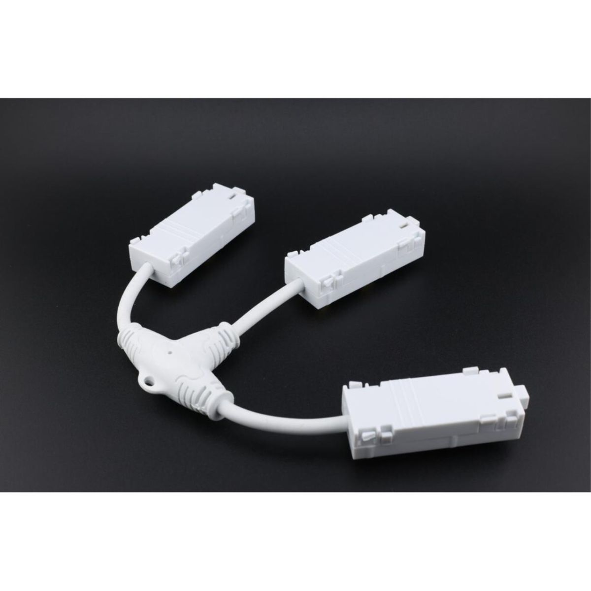 Коннектор питания Т-образный угловой для магнитного шинопровода Aployt Magnetic track 220 APL.0280.10.04 в Санкт-Петербурге