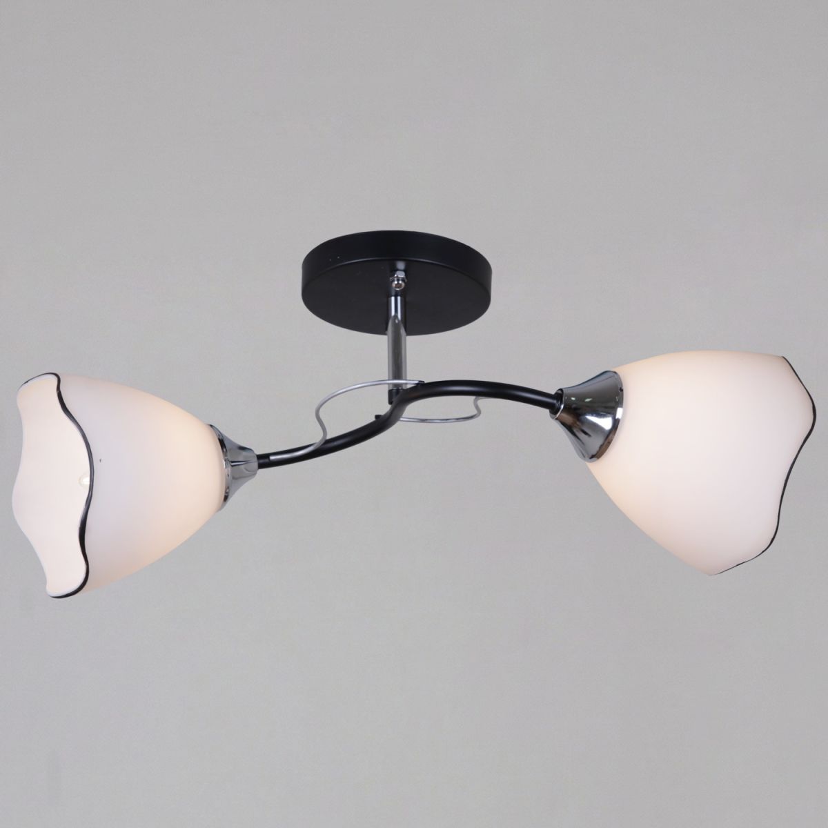 Потолочный светильник Reluce 79360-0.3-02 BK+CR в #REGION_NAME_DECLINE_PP#