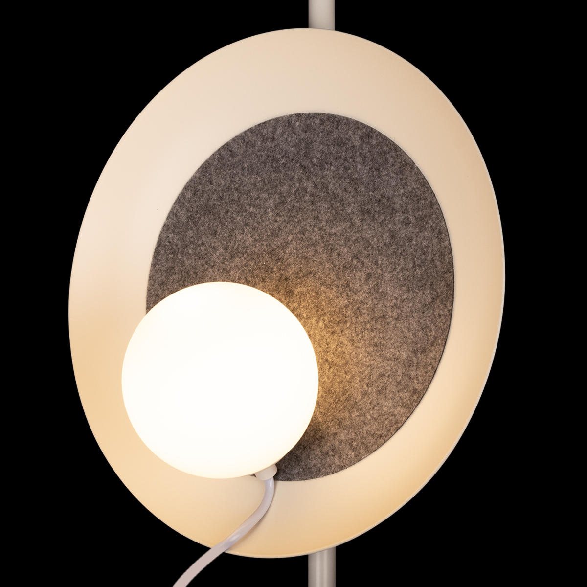 Торшер Loft IT Wonders 10237F White в #REGION_NAME_DECLINE_PP#