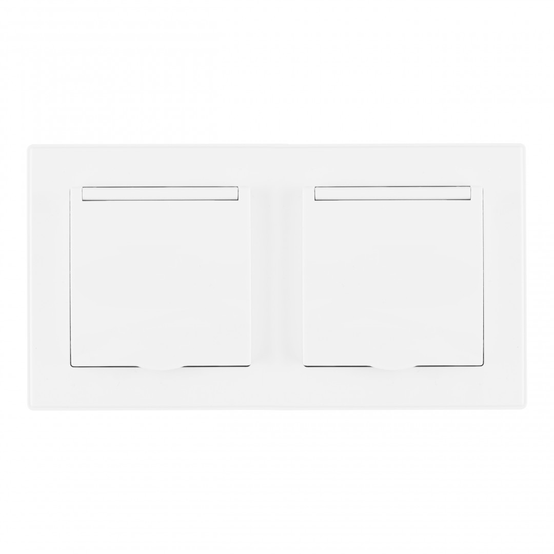 Розетка двойная (двухпостовая) с/з и шторками Arte Milano SET06-2-41-1x2 white в Санкт-Петербурге