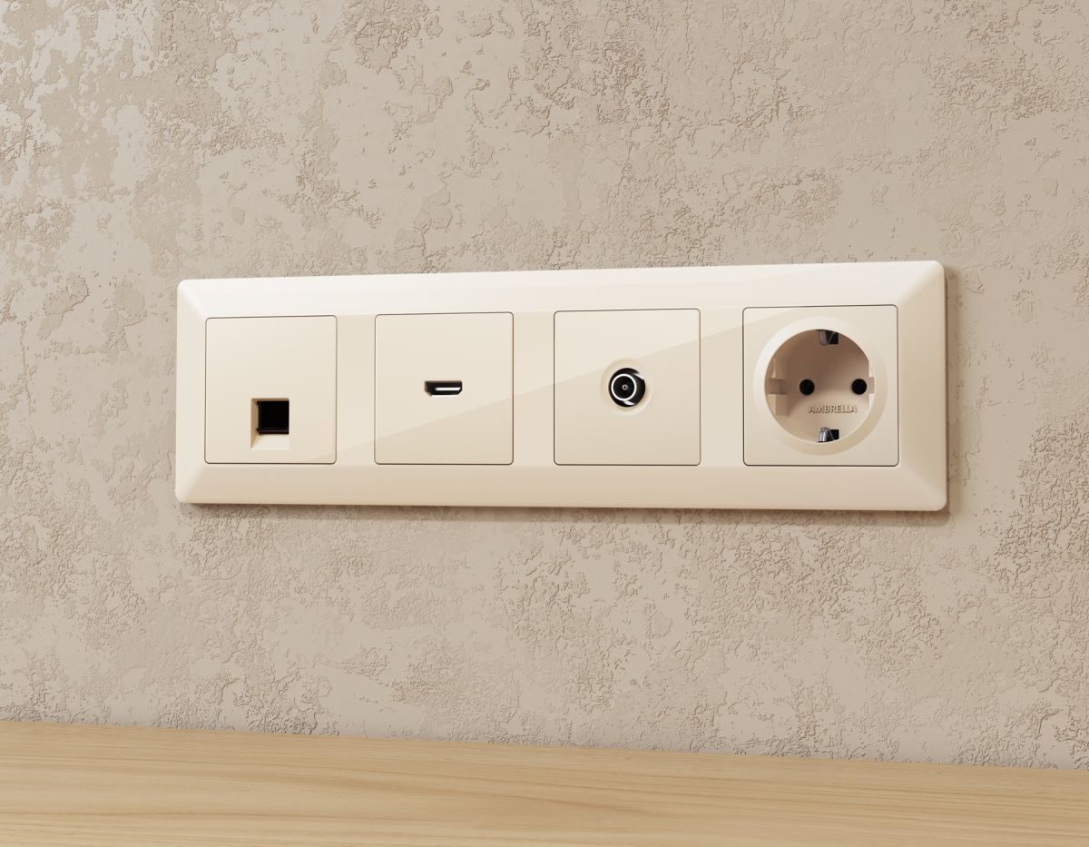 Комплект механизма компьютерной розетки RJ-45 экранированной с автоматической защитной шторкой Alfa Бежевый глянец Quant Ambrella Volt MA312005 (AP3120, VM185) в #REGION_NAME_DECLINE_PP#