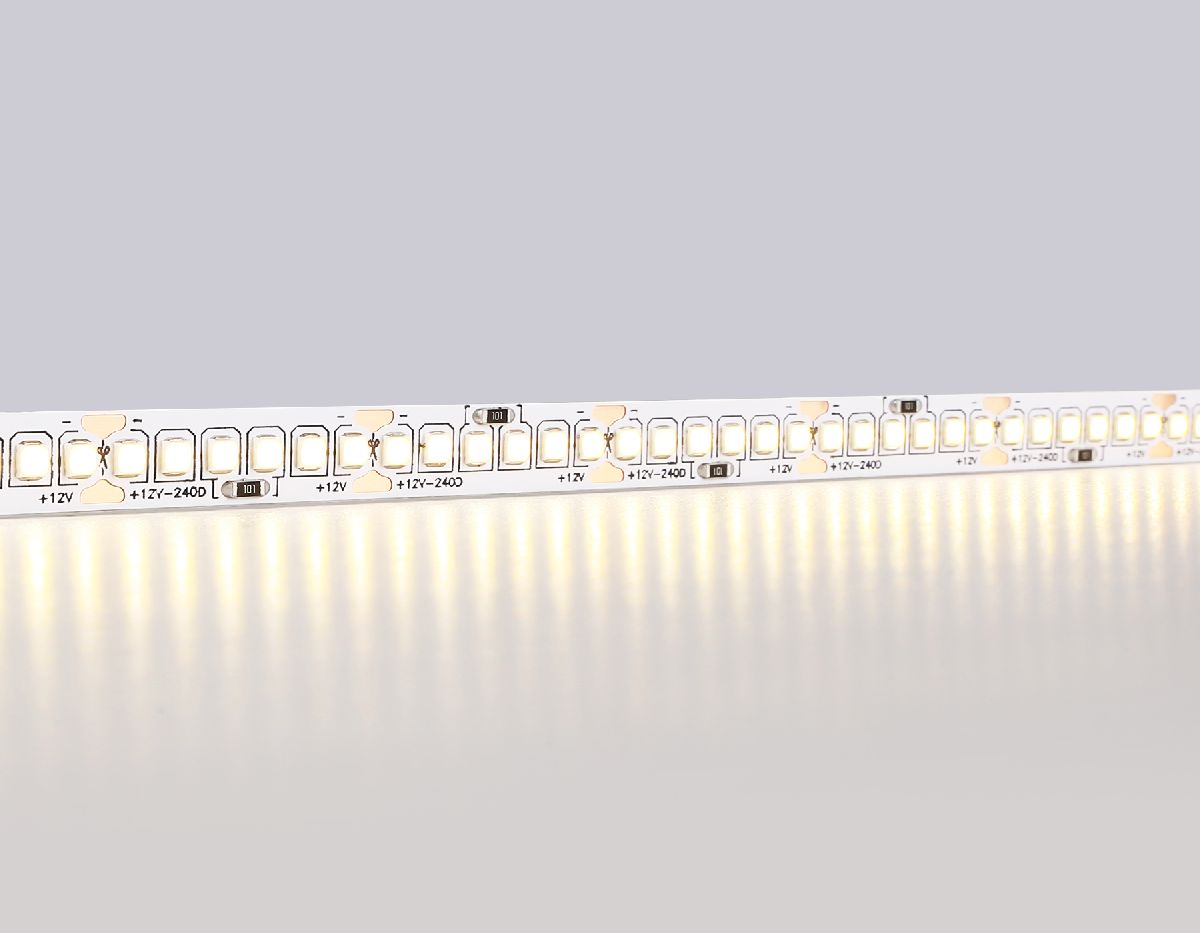 Светодиодная лента Ambrella Light LED Strip 12В 2835 17Вт/м 3000K 5м IP20 GS1401 в Санкт-Петербурге