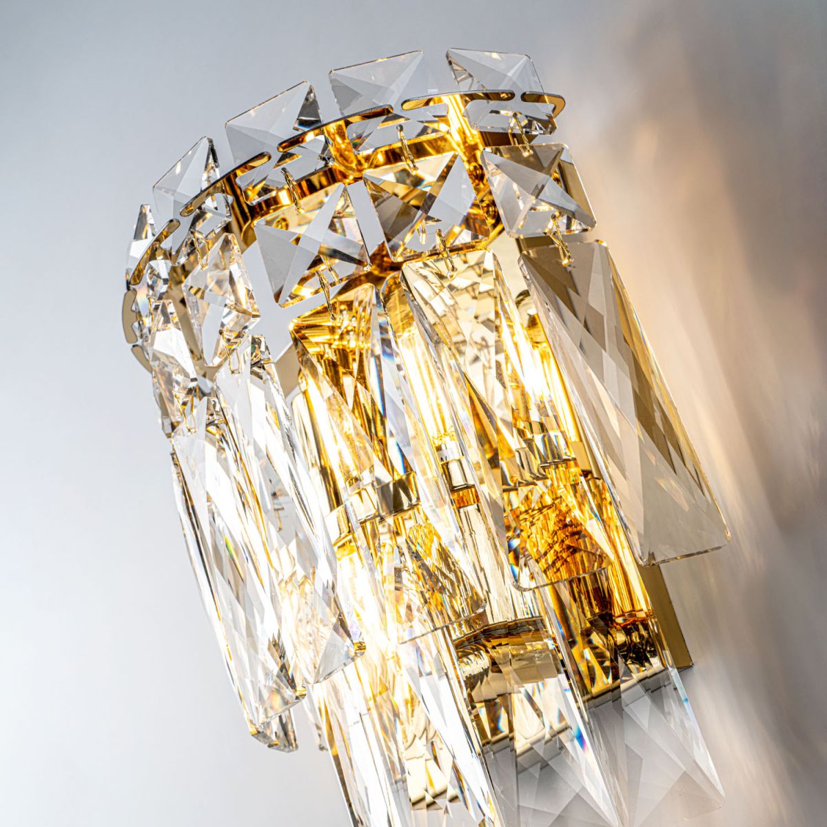 Настенный светильник Modelux ML.7084.230 GD в Санкт-Петербурге