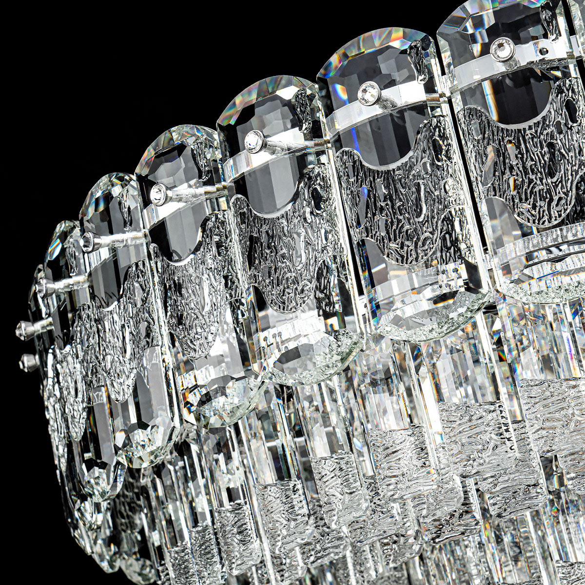 Подвесная люстра Modelux ML.7092.600 CR в #REGION_NAME_DECLINE_PP#