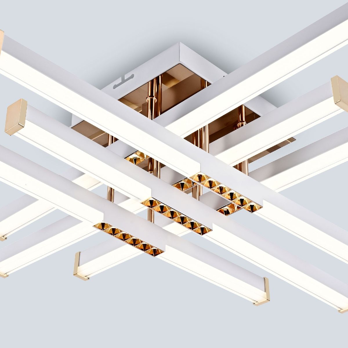 Потолочная люстра LED4U L9376-700 WH в Санкт-Петербурге
