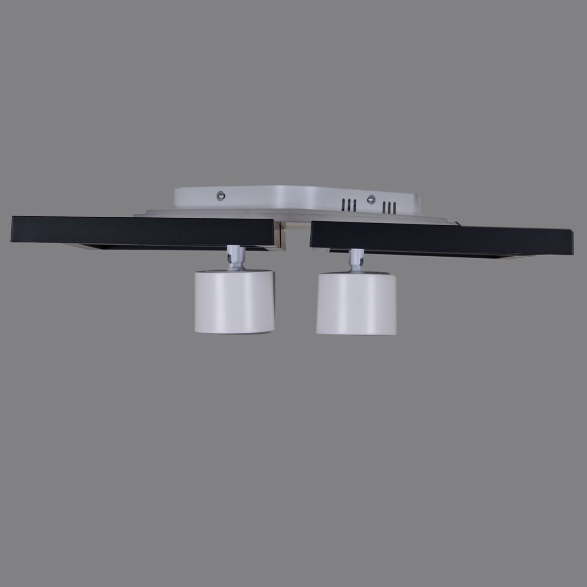 Потолочная люстра Reluce 75406-0.3-4+4+1 в #REGION_NAME_DECLINE_PP#