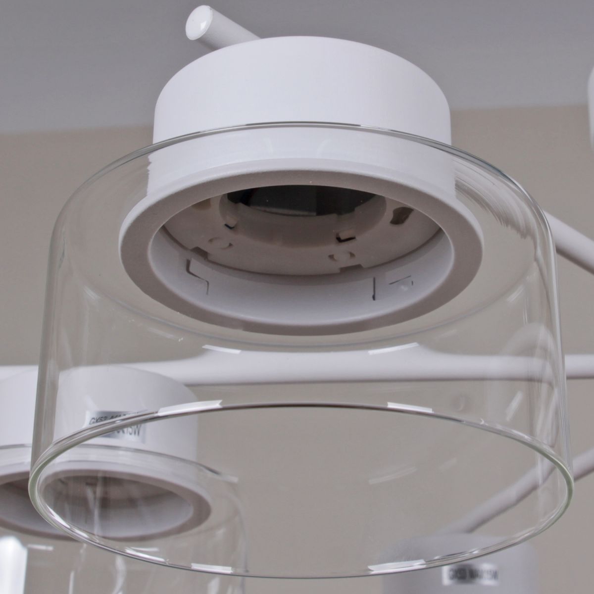 Люстра на штанге Reluce 48010-0.3-08 WT в #REGION_NAME_DECLINE_PP#