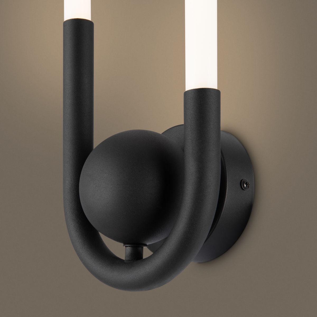 Настенный светильник Freya Magnet FR6106WL-L10B1 в Санкт-Петербурге