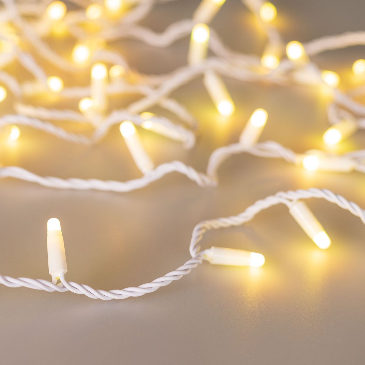 Светодиодная Гирлянда Ardecoled ARD-STRING-CLASSIC-20000-WHITE-200LED-MILK-SYNC RGB (230V, 13W, RF ПДУ, 3000) (IP65) 064840 в Санкт-Петербурге