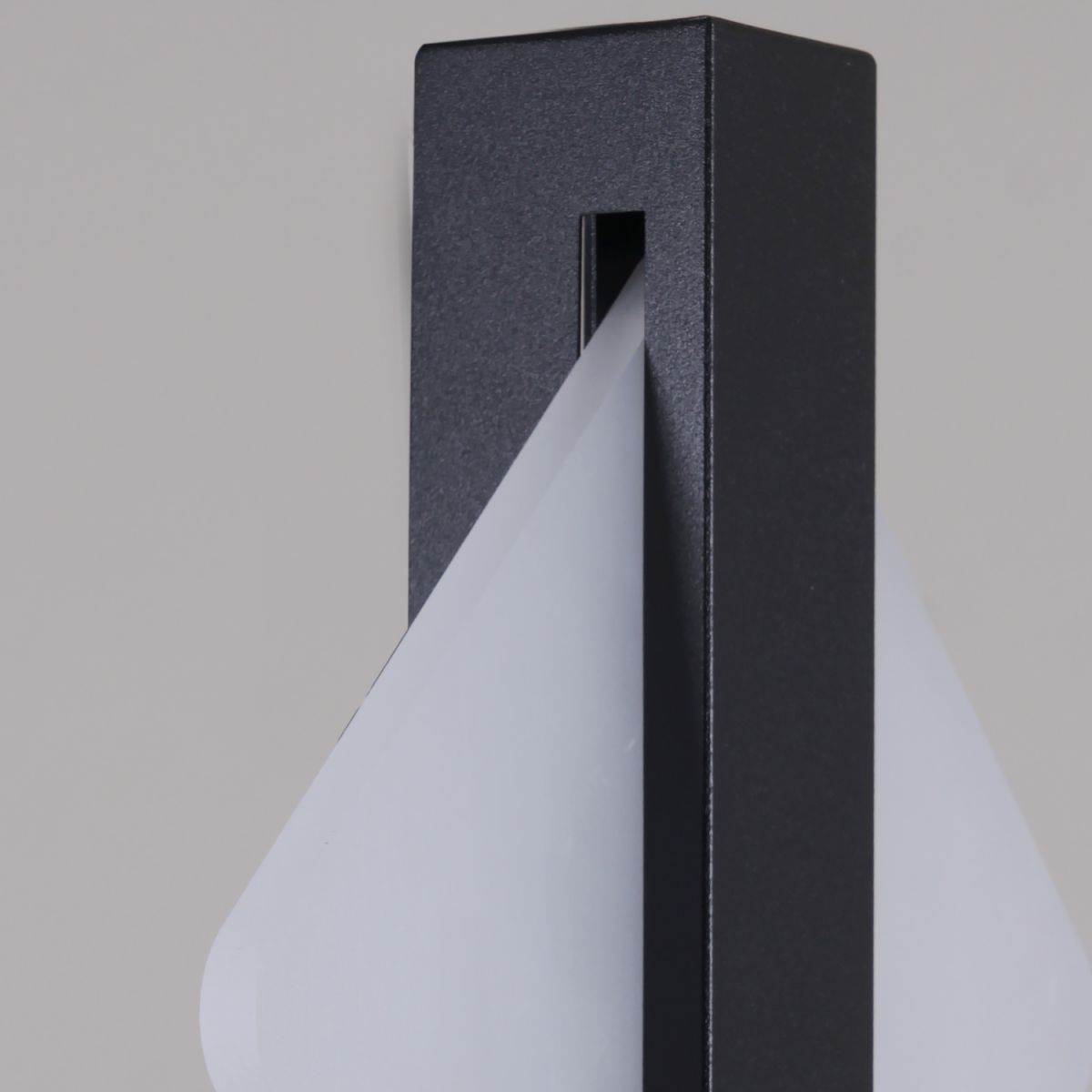 Настенный светильник Reluce 02713-0.2-01 BK в Санкт-Петербурге