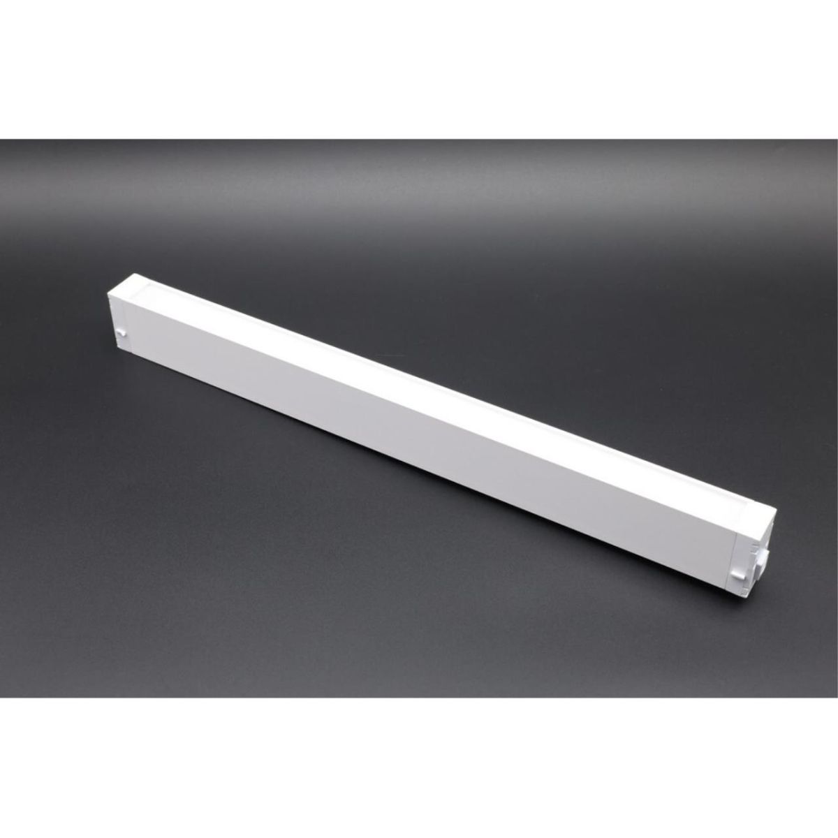 Трековый магнитный светильник Aployt Magnetic track 220 APL.0201.11.18 в Санкт-Петербурге