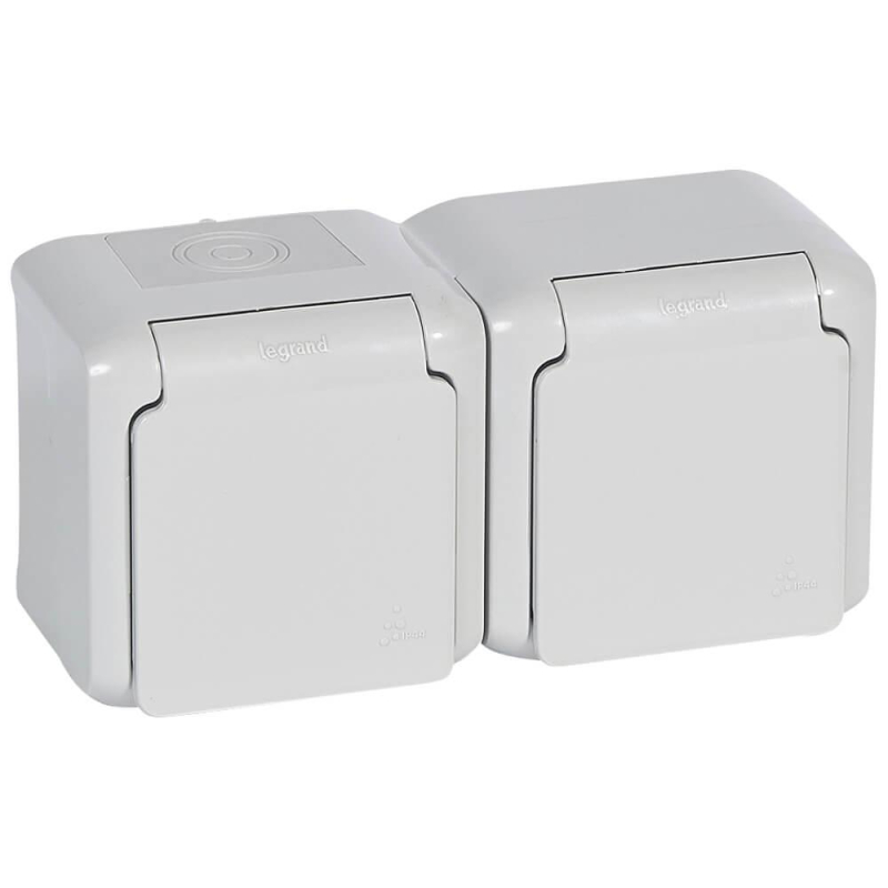 Розетка 2х2К+З Legrand Quteo 16A 250V с/з со шторками крышкой серая 782353 в Санкт-Петербурге