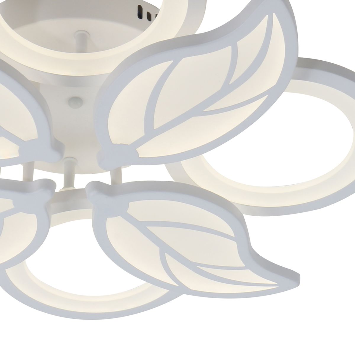 Потолочный светильник Escada Gaura 10214/8LED в #REGION_NAME_DECLINE_PP#