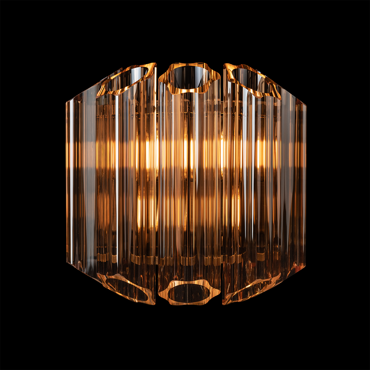 Настенный светильник Loft IT Celebration 10579W Amber в #REGION_NAME_DECLINE_PP#