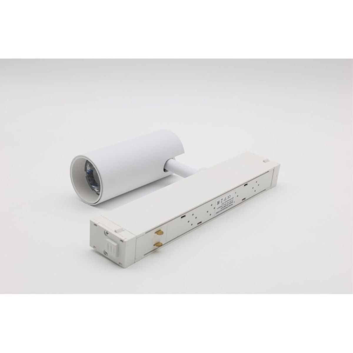 Трековый магнитный светильник Aployt Magnetic track 220 APL.0205.10.10 в Санкт-Петербурге