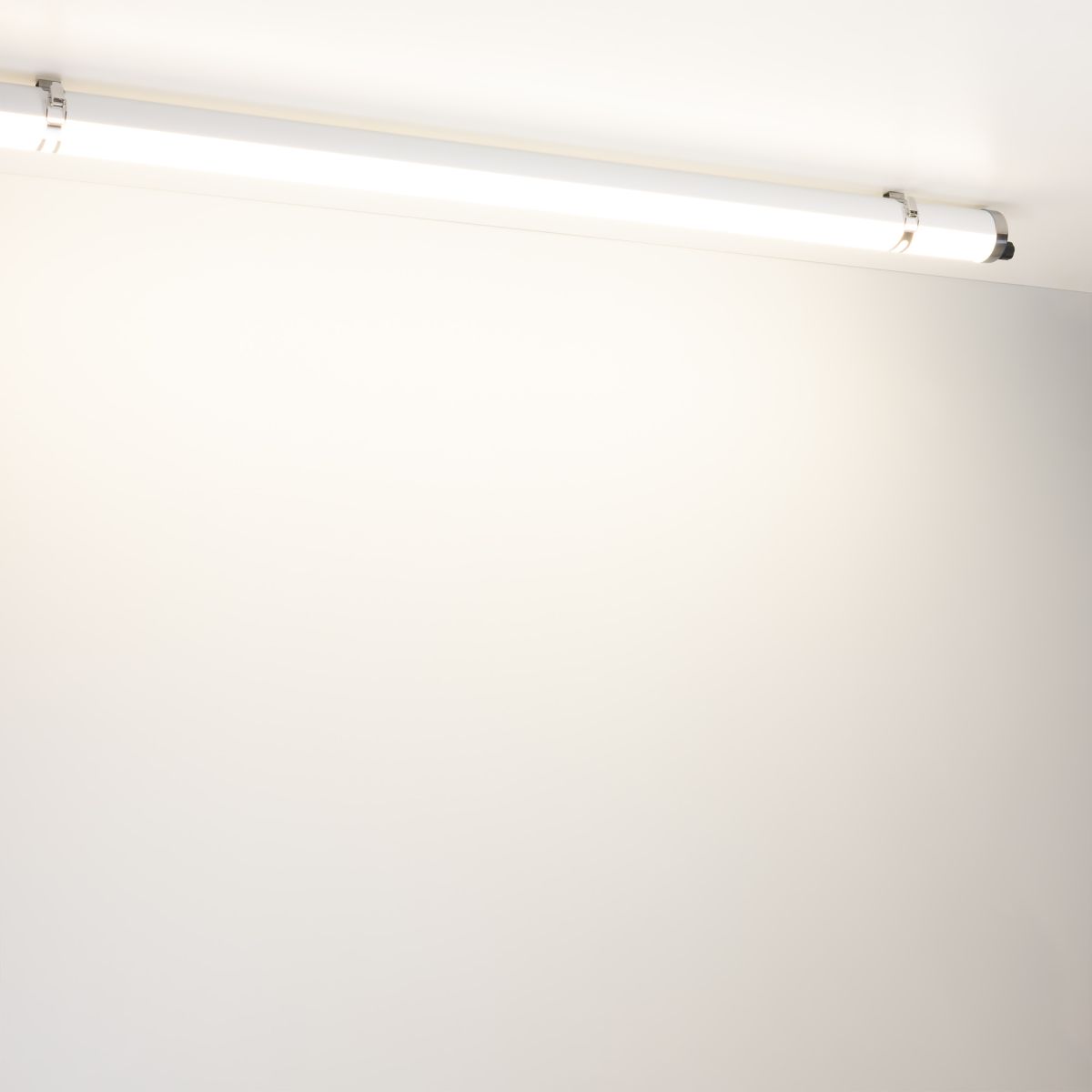 Накладной светильник Arlight ALT-TUBU-L1500-48W Day4000 (WH, 140x110 deg, 230V) (IP66 Пластик) 063153 в Санкт-Петербурге