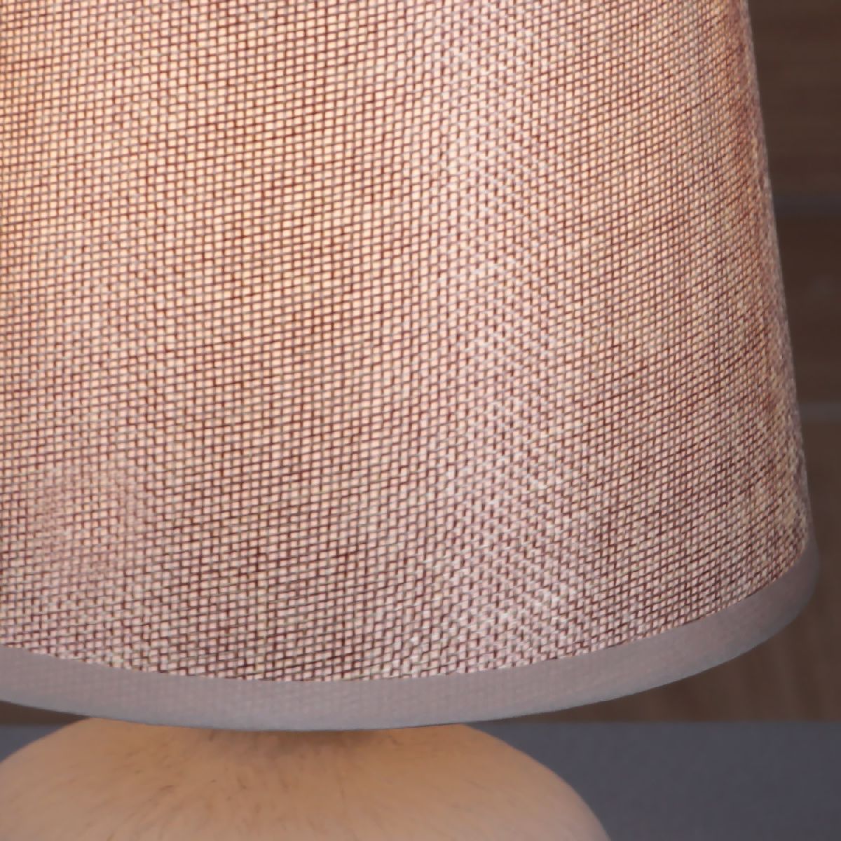 Настольная лампа Reluce 98570-0.7-01 light brown в Санкт-Петербурге