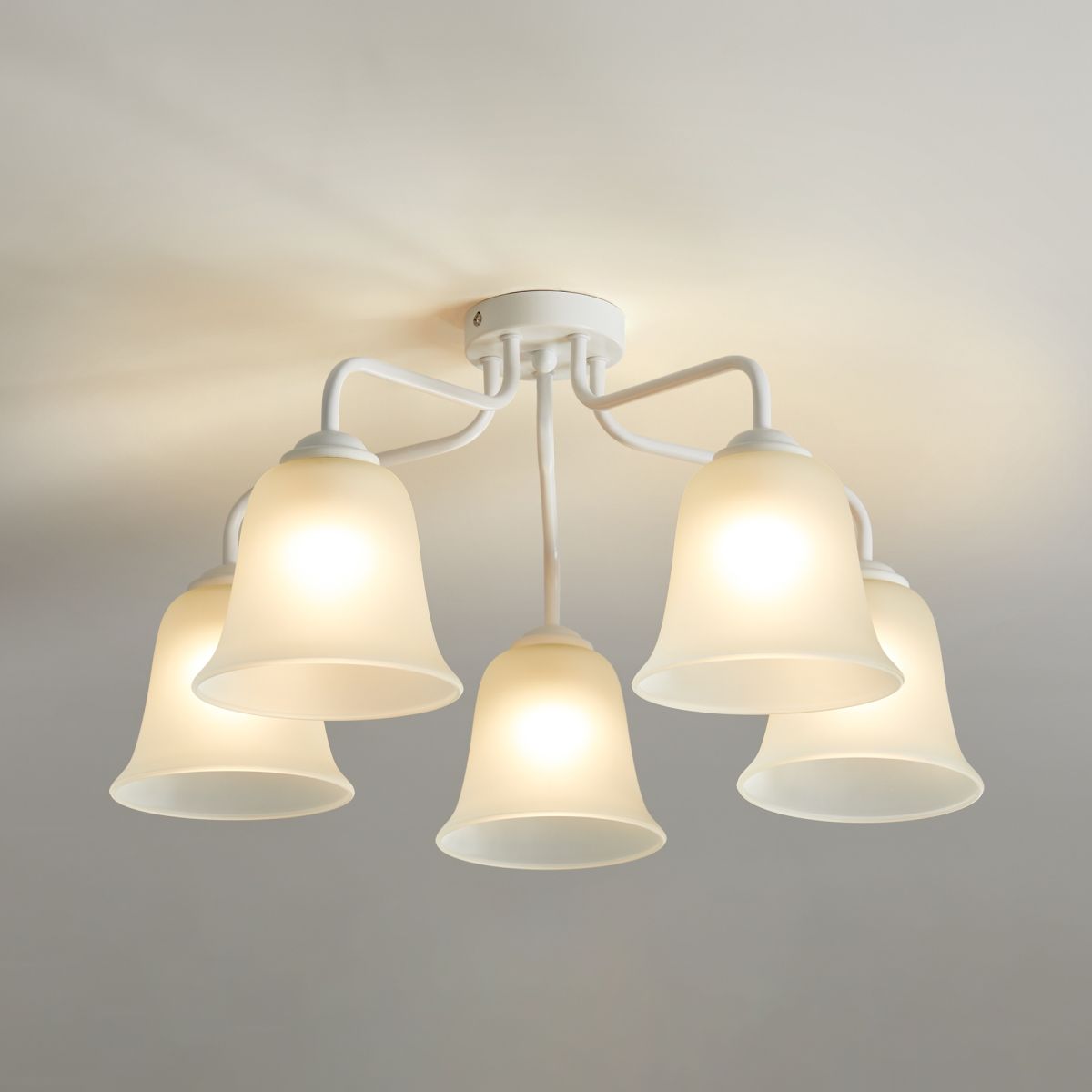 Потолочная люстра Freya Bells FR5448CL-05W в Санкт-Петербурге