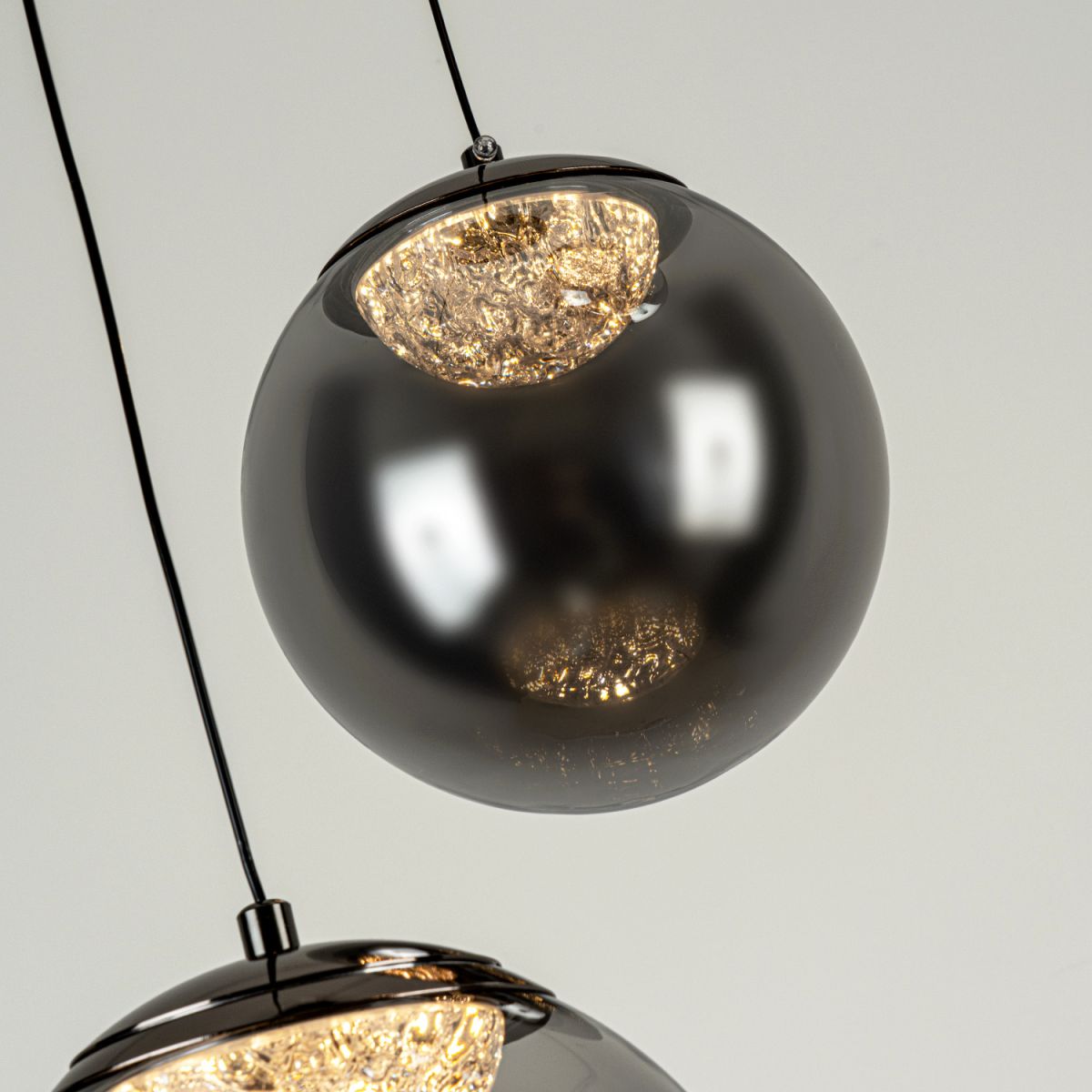 Подвесной светильник Modelux ML.2338.3R BK в #REGION_NAME_DECLINE_PP#