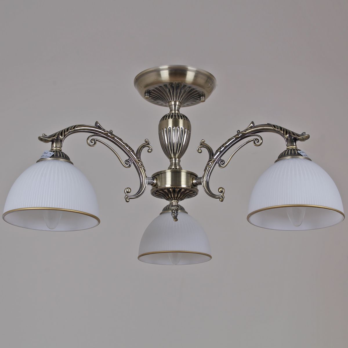 Потолочная люстра Reluce 19018-0.3-03 в Санкт-Петербурге