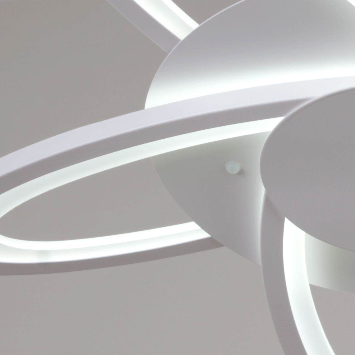 Потолочный светильник Reluce 06529-0.3-05 WH в #REGION_NAME_DECLINE_PP#