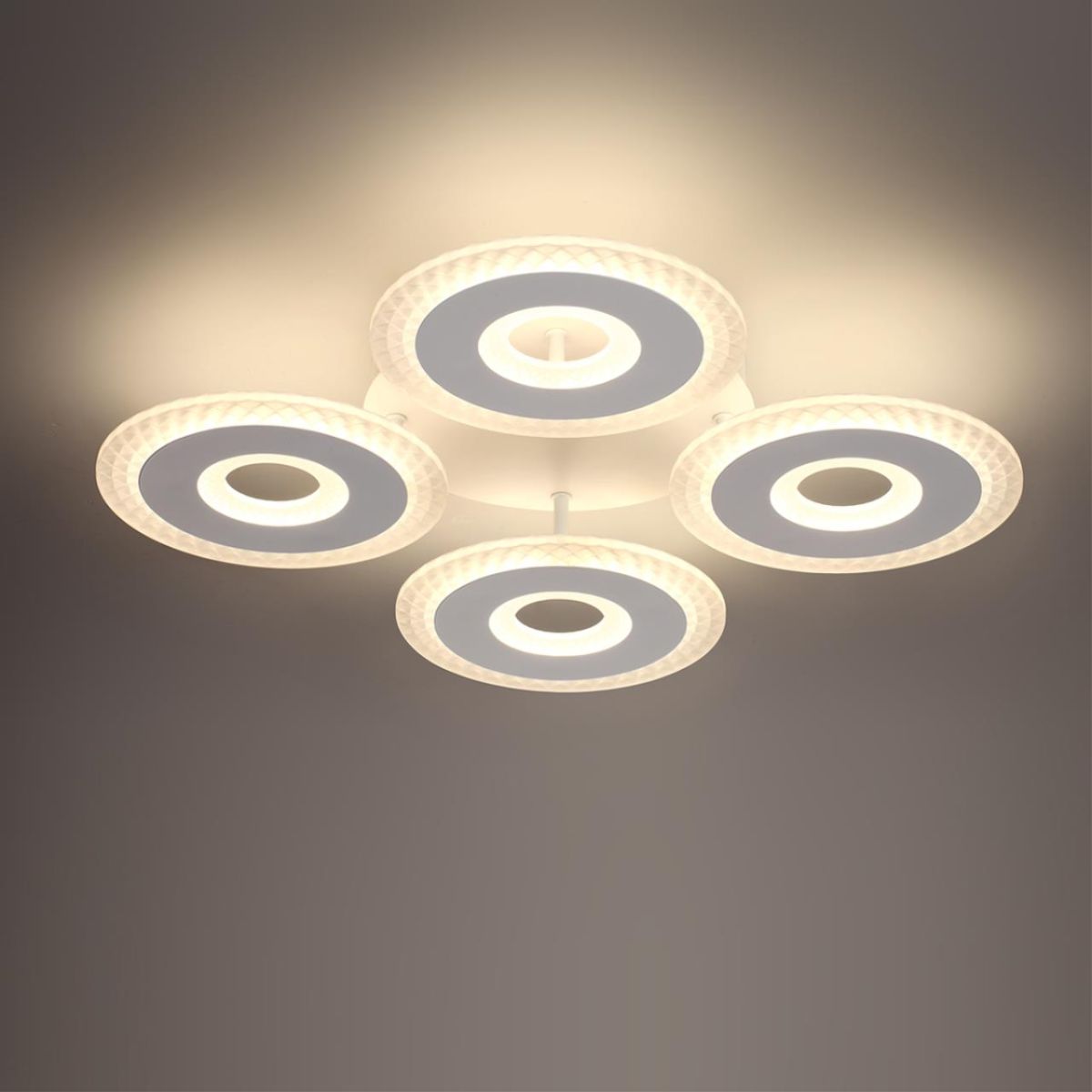 Потолочная люстра Lumion Ledio Vandy 8016/70CL в Санкт-Петербурге
