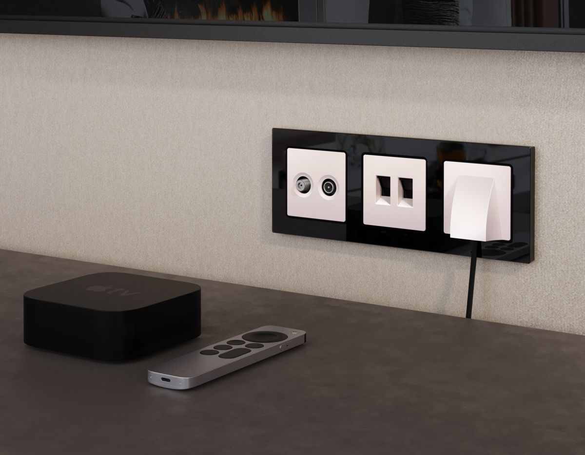 Комплект механизма компьютерной двойной розетки RJ-45 с автоматической защитной шторкой Alfa Жемчуг Quant Ambrella Volt MA212110 (AP2121, VM189) в #REGION_NAME_DECLINE_PP#