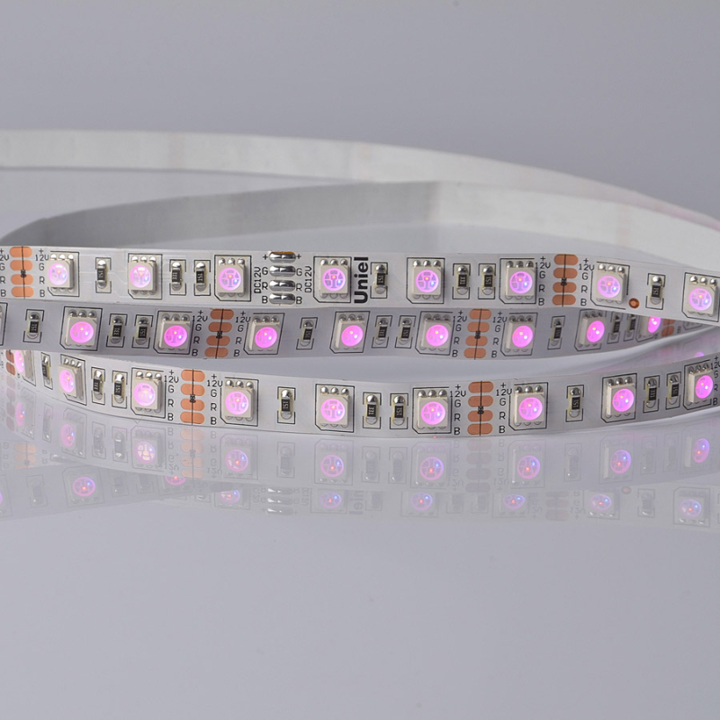 Светодиодная лента Uniel ULS-5050-60LED/m-10mm-IP20-DC24V-14,4W/m-5M-RGB катушка в герметичной упаковке в Санкт-Петербурге