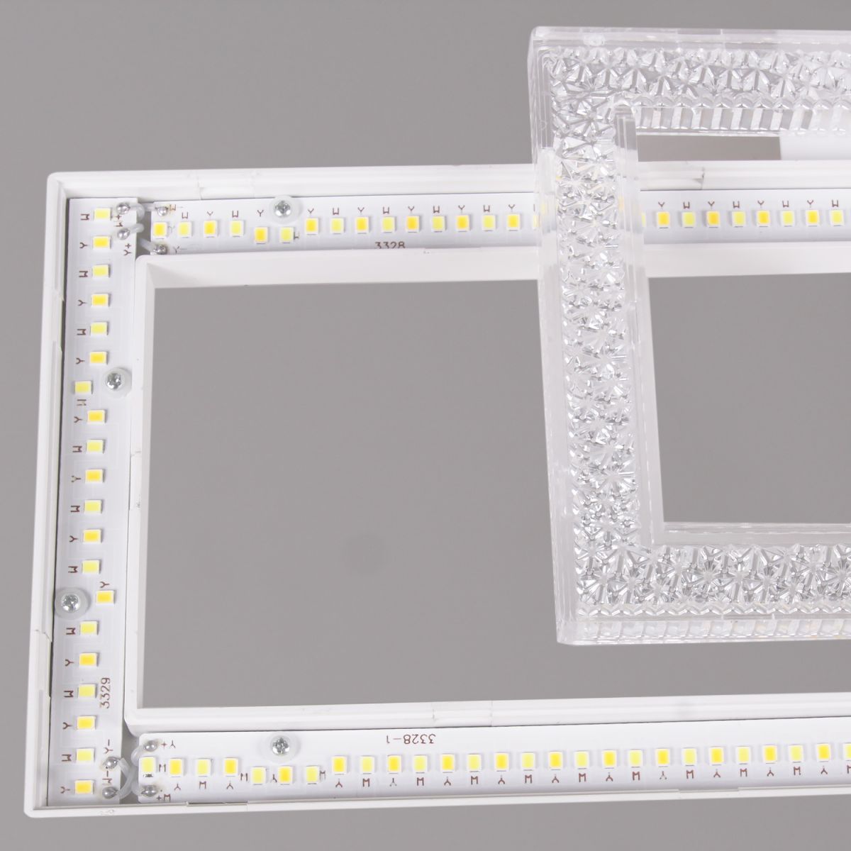 Потолочный светильник Reluce 89560-0.3-02B WH в #REGION_NAME_DECLINE_PP#