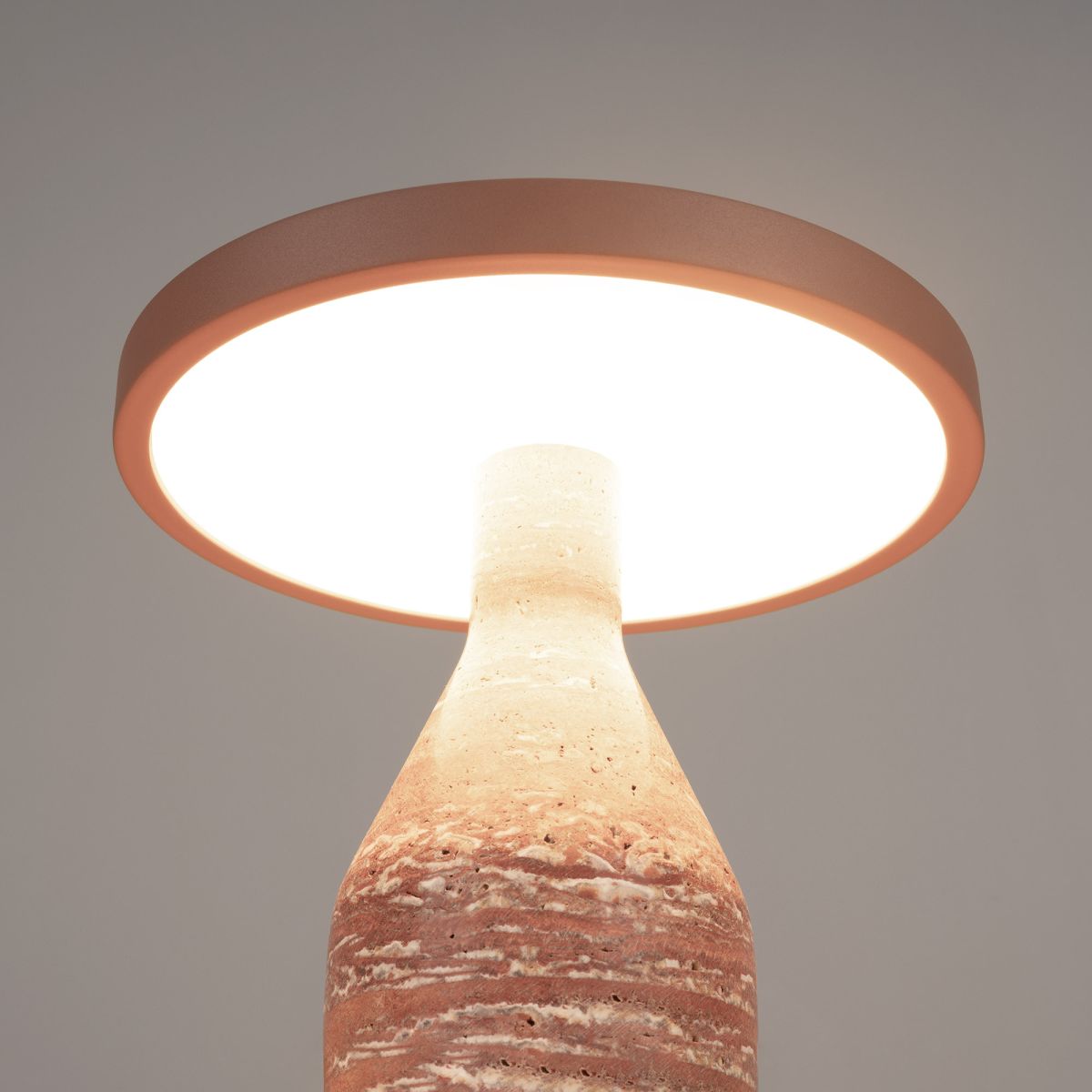 Настольная лампа Arlight SP-CROOD-TAB-R22.5x24-7W Warm3200-MIX (RD-BRG, 140 deg, 230V) (IP20, Травертин) 061732 в Санкт-Петербурге